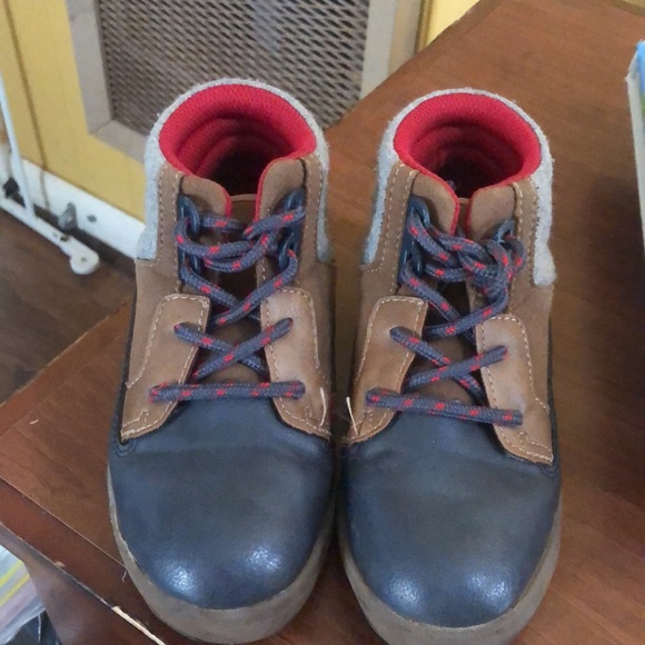 Boys osh kosh boots size 11 - Picture 2 of 2